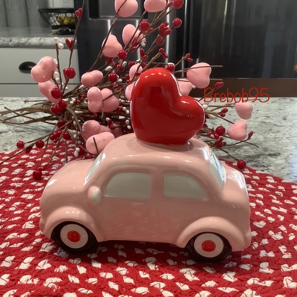 Valentine’s Day Car - Picture 2 of 3